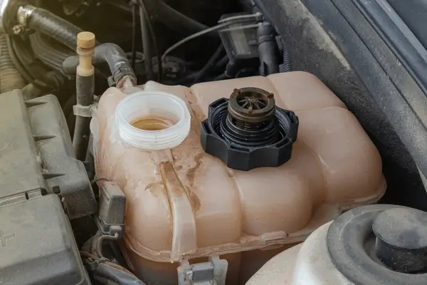 Engine Coolant Leak Repair Dubai