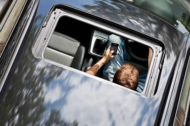 Car Sunroof Repair In Dubai