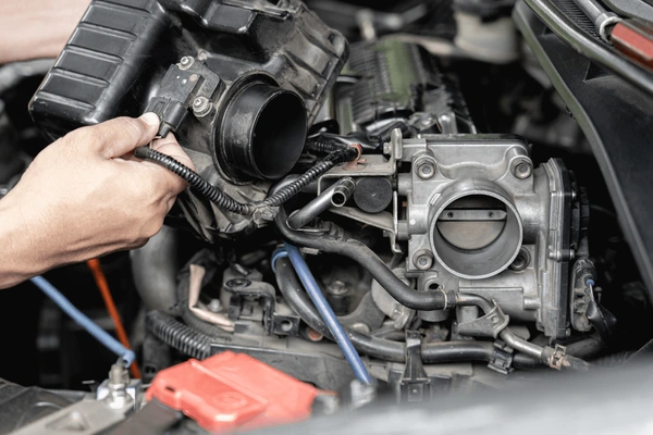 Throttle Body Cleaning Service In Dubai