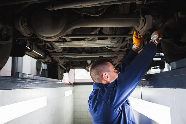 Engine Oil Leakage Repair in Dubai