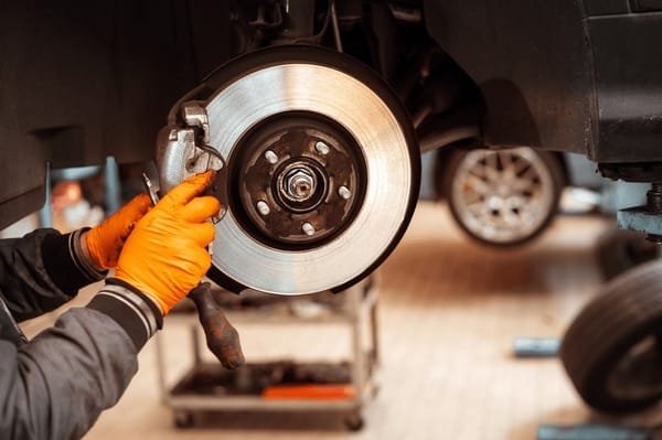 Car Rear Brake Pads Change