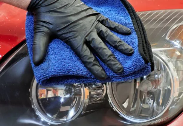 Car Headlight Polish and UV Protect